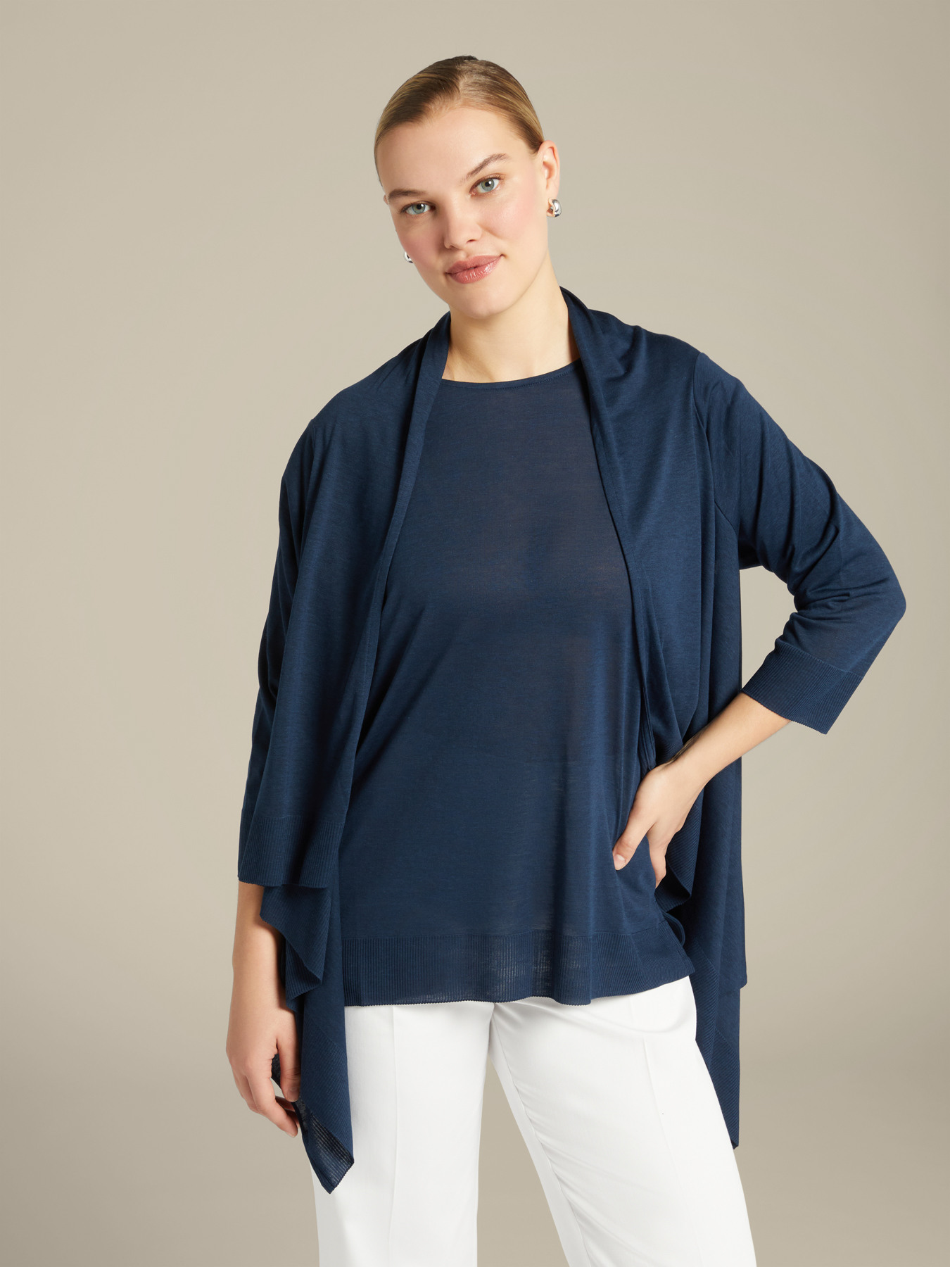 cardigan-leggero-220ahq-1.jpg